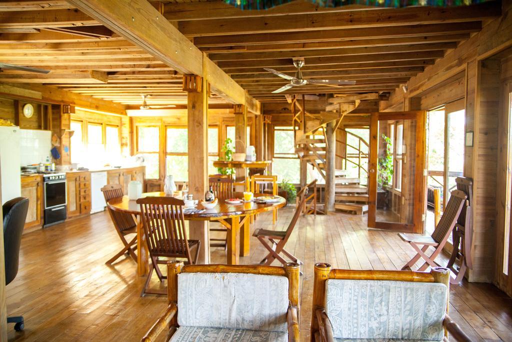 Roatan Bed & Breakfast Apartments West End Dış mekan fotoğraf