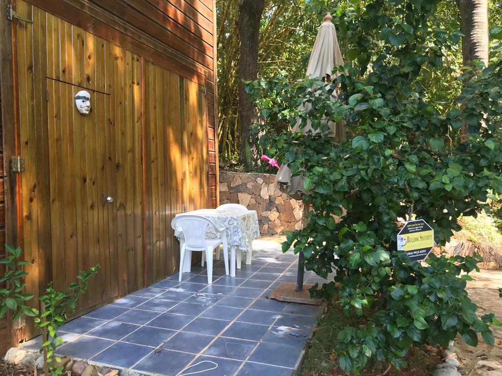 Roatan Bed & Breakfast Apartments West End Dış mekan fotoğraf