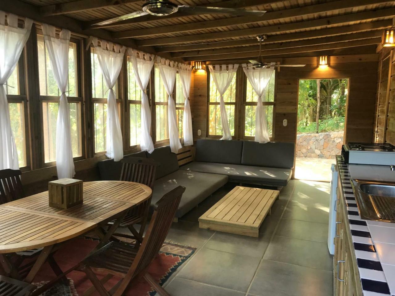 Roatan Bed & Breakfast Apartments West End Dış mekan fotoğraf